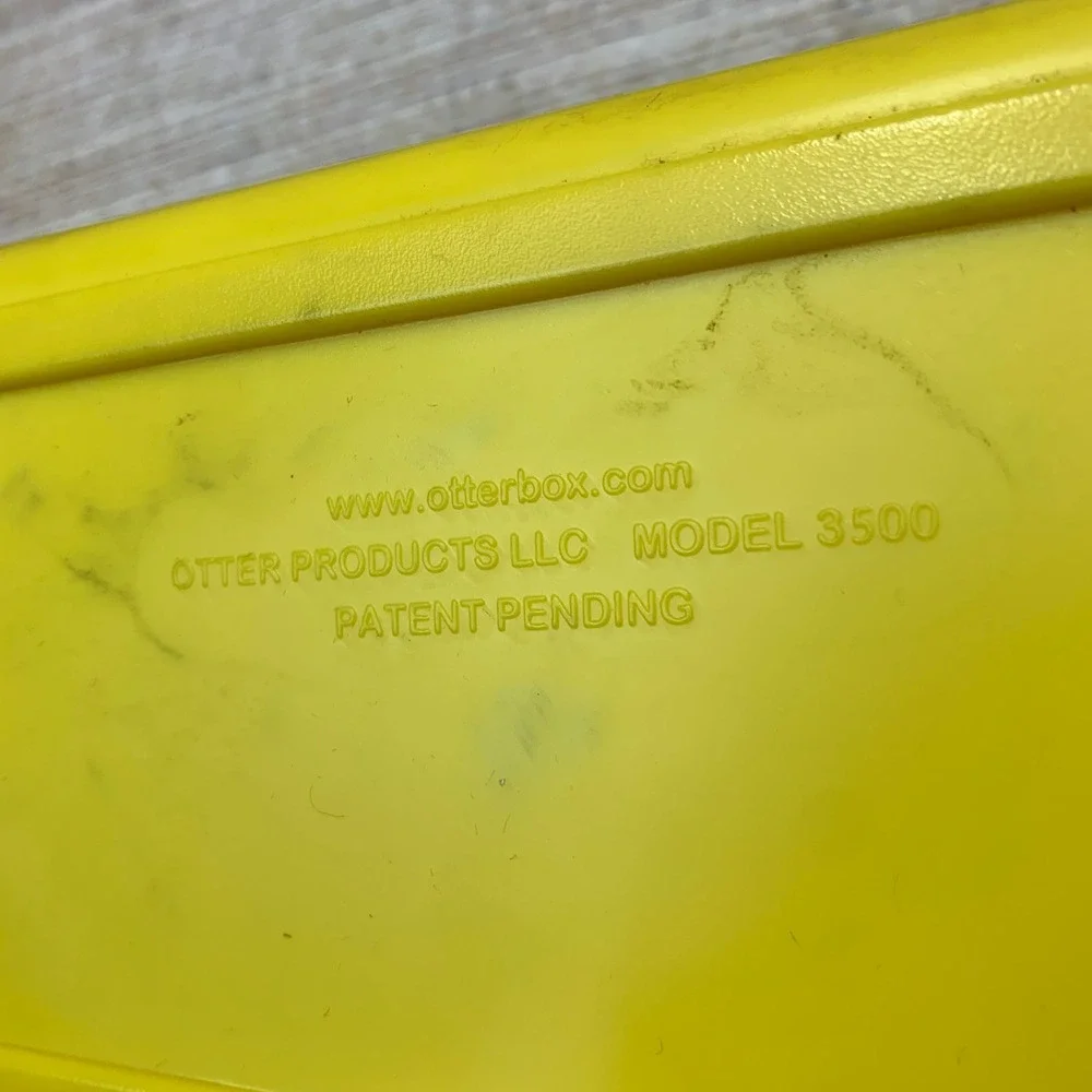 OtterBox 3500 Yellow Protective Case 